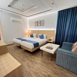 Hotel Paras