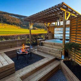 Juralodgespa Chalet Julie, ξενοδοχείο σε Courrendlin
