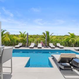 Private Villa Stay with Pool BBQ and Beach Nearby