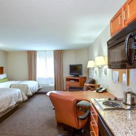 Candlewood Suites Chesapeake-Suffolk by IHG, khách sạn ở Jolliff