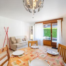 Appt Cosy rénové, Terrasse & proche centre ville entre Lac & Montagnes