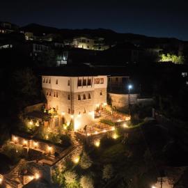 The Stone Sky Hotel, hotel v destinácii Gjirokastër