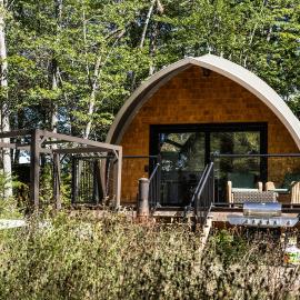 Sunken Escapes Glamping Unit #2, hôtel à New Minas