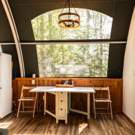 Sunken Escapes Glamping Unit 5, hotel v mestu New Minas