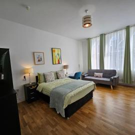 Central Chambers Suites, hotelli kohteessa Leek