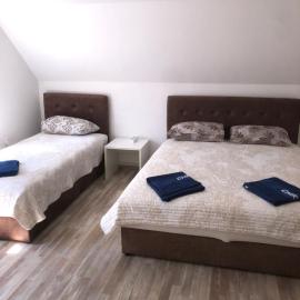 NICE GUEST HOUSE in free PARKING AREA, hotel in Skopje