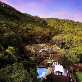 Grand Mercure Puka Park Resort, готель у місті Паунауі