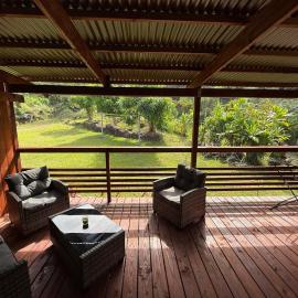 Moana Lodge – hotel w mieście Raiatea