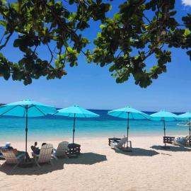 Paradizzo Beach Resort, מלון בMedellin