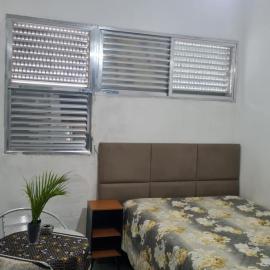 Apartamento kitnet frente ao mar, hotel in São Vicente