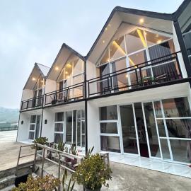Lotus sikunir dieng, hotel in Kejajar