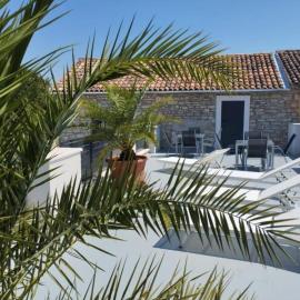 Villa Galant with Pool & Sauna Maružini