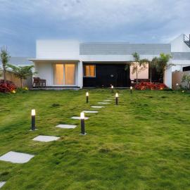 Casa Bohemia by StayJade PoolBoho Villa1hr Blr, hotel i Hosur
