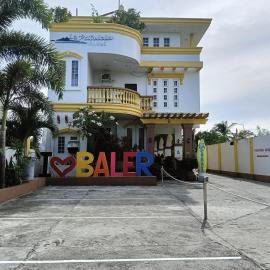 Baler में, होटल La Patricia Hotel