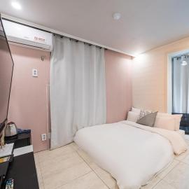 30month Hotel
