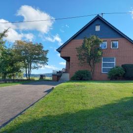 Ferienhaus Hescheld With Private Jacuzzi, hotell sihtkohas Hellenthal