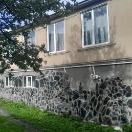 Maizer Qaldani Guesthouse, hotel em Chvabiani