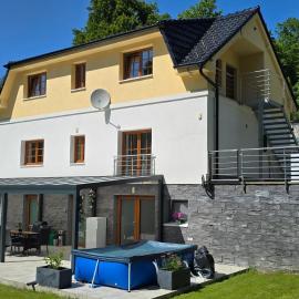 Chalupa Daisy Posázaví - rekreační ubytování blízko Prahy, hotel i Bohuliby