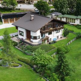Ferienwohnungen Falger, khách sạn ở Berwang