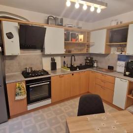 Stylish Apt, Free Parking, Near Center & Airport, hotel a Varna