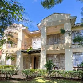 Pinetree Gardens Residence, hotel u gradu Eldoret