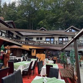 Conacul Dascălu Valea Doftanei, Hotel in Trăisteni