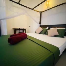 Reefline Villa, hotel in Weligama