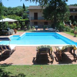 B&B Elda Country House โรงแรมในChiassa Superiore