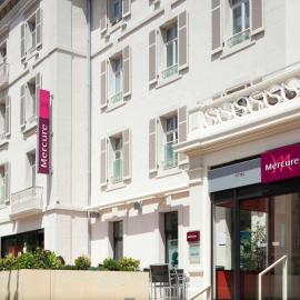 Hôtel Mercure Vittel – hotel w mieście Vittel