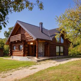 Vacation home Elizabeta, hotel en Slunj