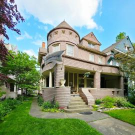 The Kings Throne Inn and Guest House, hotel a Toledo