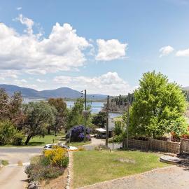 Jindabyne Peaceful Lakeside Escape