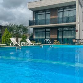 Apollo Plus Cottages: Ureki şehrinde bir otel