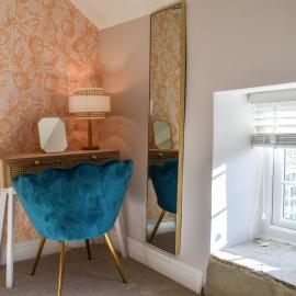 Little Hive-Uk39430