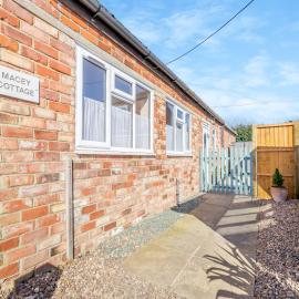 Macey's Cottage - Uk42146