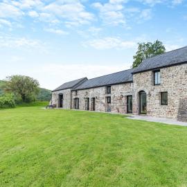 Y Stabl, hotel a Llangadog