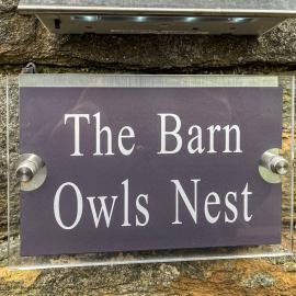 Barn Owls Nest-Uk39432