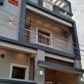 Urban White Villa Homestay