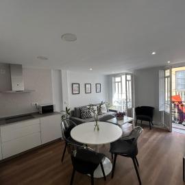 Adiva Suite, hotel Puentedeuméban