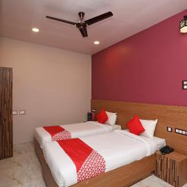 Hotel O by OYO Nirmalya Plaza, hotel in Brahmapur