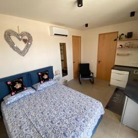 Crown Paradise Beach Lagoon Studio