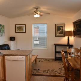 Cozy Home by Yellowstone River Confluence