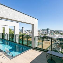 Village Lofts a 5 minutos da Vila Germânica com piscina aquecida no terraço, hotel i Blumenau