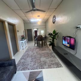 Uncle J homestay