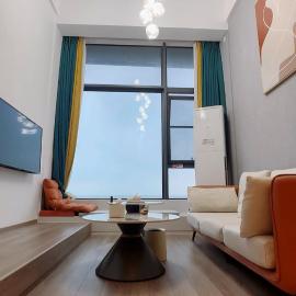 Taihu Lake Luxury Deluxe Duplex Apartment with Lake View、湖州市のホテル