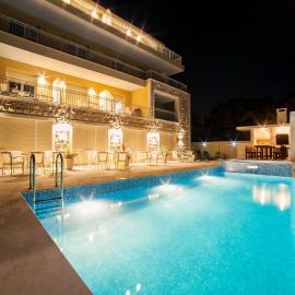 Sea Point Apartments Tivat, hotelli kohteessa Tivat