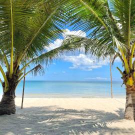 Bocala Beach Resort, hotel en Balud