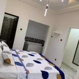 Studio avec jacuzzi à Adjarra