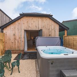 Valley View Cottage-Ukc5157