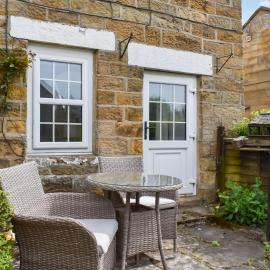 Oak Cottage, Hotel in Burniston